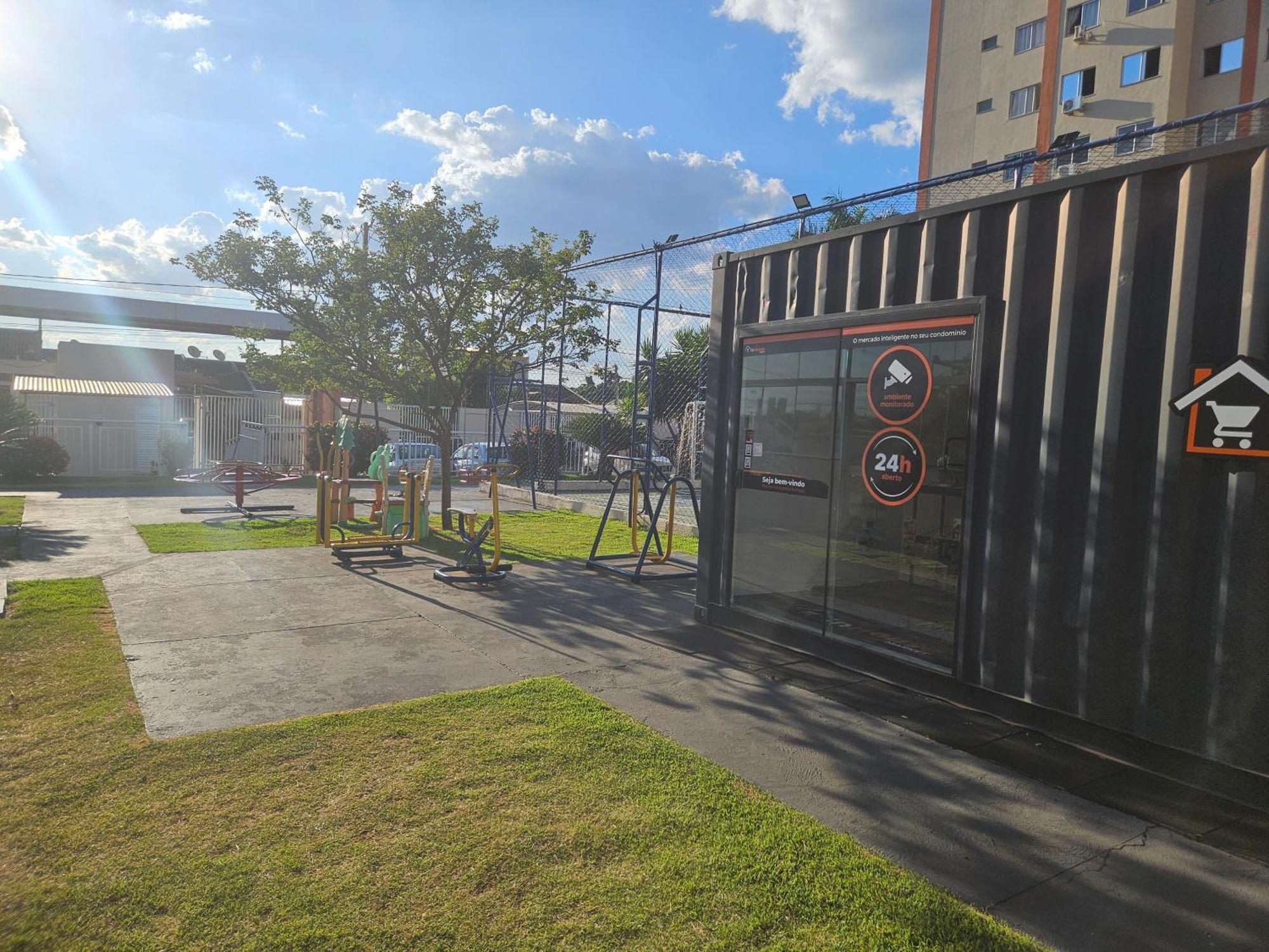 Apartamento Encantador Estacionamento Incluso Sarandi  Exterior photo
